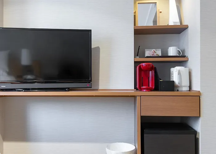 Luxury hotel only: Hotel Rose Garden Shinjuku